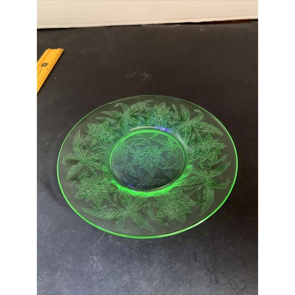 Jeannette Poinsettia Uranium Glass 6" Saucer Plate Vaseline | ca. 1930